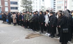 GÜNCELLEME - Kahramanmaraş'ta okul saldırısında hayatını kaybeden öğretmenle öğrenciler anıldı