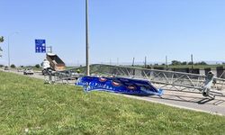 Hatay'da damperi açık kalan kamyon EDS direğine çarptı