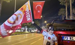 Hatay'da Galatasaraylı taraftarlar, Fenerbahçe galibiyetini kutladı