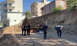 Hatay’da Kazı Sırasında Roma Dönemine Ait Kaya Mezarı Bulundu!