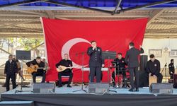 Üniformanın Ardındaki Ezgiler: Hataylı Polisler Sahneye Çıktı, Gönülleri Fethetti