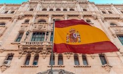 İspanya, 7 Mart'ta kapattığı Tahran Büyükelçiliğini yeniden açmaya karar verdi