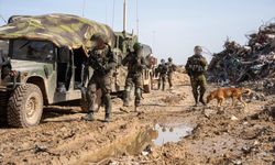 İsrail'in Gazze Şeridi'ne saldırısında bir kız çocuğu başından ağır yaralandı