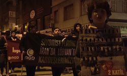 İsrail'in zulmünü protesto etmek için Netanyahu'yu 'idam' ettiler