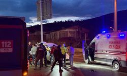 Kahramanmaraş'ta iki otomobilin çarpıştığı kazada 4 kişi yaralandı