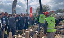 Kırıkhan'da yapımı planlanan 17 taziye evi ve çok amaçlı salondan ilkinin temeli atıldı