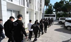 Mersin'de dolandırıcılık şebekesi çökertildi: 100 milyonluk para trafiği ortaya çıktı