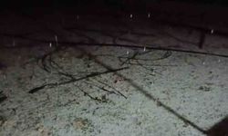 Mersin'de dolu yağışı etkili oldu