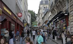 Milyonlarca ziyaretçi çeken turistik kentlerde yerel halkın temel ihtiyaçları göz ardı ediliyor