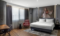 Radisson RED İzmir Point Bornova oteli hizmete açıldı