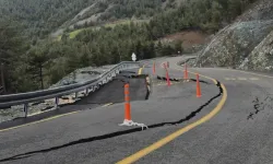 Hatay'da Serinyol-Madenli Yolu Çöktü!