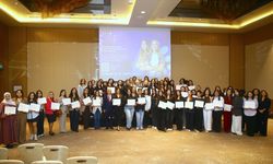 Yapı Kredi, 'Teknolojide Fırsat Eşitliği' programını Azerbaycan'a taşıdı