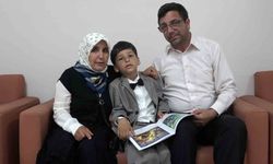 6 yaşındaki otizmli anaokulu öğrencisi hayal dünyasını hikaye kitabına dönüştürdü