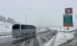 Anadolu Otoyolu'nun Ankara kesiminde kar etkili oluyor