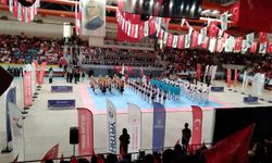 Antakya’da 19 Mayıs Coşkusu Kapalı Spor Salonu’na Sığmadı