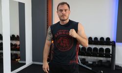 Antalyalı muaythai sporcusu Subaşı, Tayland'da başarı elde etti