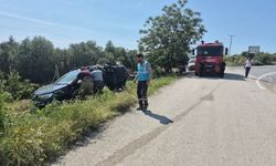 Arsuz'da şarampole devrilen otomobilin sürücüsü yaralandı