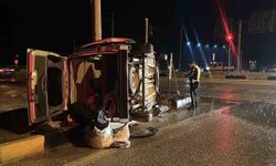 Burdur'da otomobil ile hafif ticari araç çarpıştı: 1 ölü, 5 yaralı