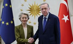 Cumhurbaşkanı Erdoğan, AB Komisyonu Başkanı von der Leyen ile telefonda görüştü