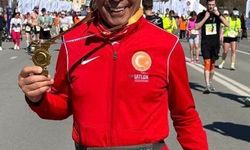 'Demir adam' Kazan Maratonu'na performansıyla damga vurdu