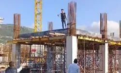 Antakya’da TOKİ İşçilerinden Maaş Eylemi