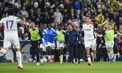 Eyüpspor, son bölümdeki performansıyla Süper Lig'e tutundu