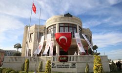 Hatay Devlet Tiyatroları, Hatay Devleti döneminin meclis binasında perdelerini açtı