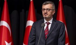 İletişim Başkanı Duran: Gençlerimizin azmi ve çalışkanlığı, güçlü Türkiye hedefinin en önemli dayanaklarından biridir