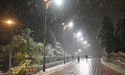 Isparta'nın yüksek kesimlerinde kar yağışı etkili oldu