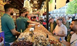 İstanbullular bayram alışverişi için Tarihi Yarımada'yı tercih etti