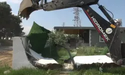 İskenderun'da Kaçak Yapılar Yıkılıyor!