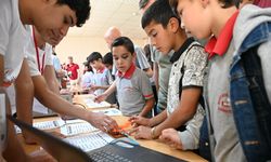 Kadirli'de '4006 TÜBİTAK Bilim Fuarı' düzenlendi