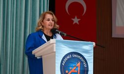 Kumluca Sağlık Bilimleri Fakültesi'nde mezuniyet töreni düzenlendi