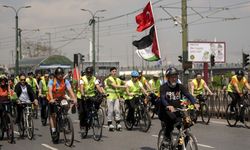 Küresel Sumud Filosu'na destek için pedallar İstanbul'da çevrildi
