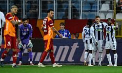 Şampiyon Galatasaray, sezonu Kasımpaşa mağlubiyetiyle kapattı