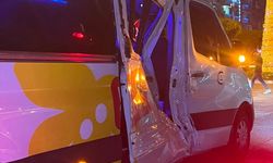 Alanya'da minibüsle çarpışan motosikletin sürücüsü öldü
