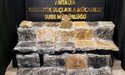 Antalya'da uyuşturucu operasyonunda yakalanan 2 zanlıya tutuklama
