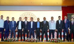 Antalyaspor'un yeni yönetim kurulu görev dağılımını yaptı