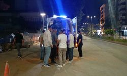 Evine giderken asansör boşluğuna düşüp ağır yaralandı