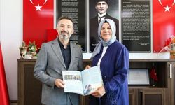 Finikeli öğretmenin yazısı ÖğretmenİZ Dergisi'nde yayımlandı