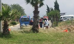 GÜNCELLEME - Osmaniye'de cezaevinin önünde silahlı saldırıya uğrayan 2 kişi yaralandı
