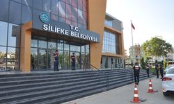 GÜNCELLEME - Silifke Belediyesine yönelik operasyonda Belediye Başkanı Turgut ve 17 şüpheli gözaltına alındı