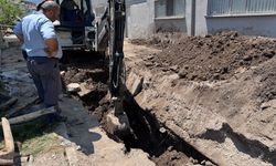 Isparta'da göçük altında kalan işçi yaralandı