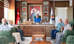 Kıbrıs Gazilerinden Finike Kaymakamı Musa Kazım Çelik'e veda ziyareti
