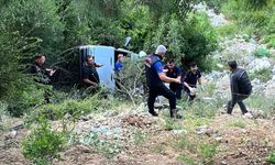 Otomobil uçuruma yuvarlandı: 1 yaralı