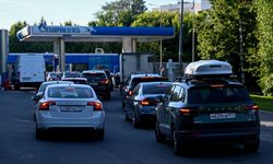 Rusya'da akaryakıt kısıtlaması uygulanan bölge sayısı 16'ya yükseldi