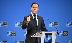 Rutte, NATO'nun Hürmüz Boğazı'nın yeniden açılması çabalarına destek vermeye hazır olduğunu söyledi