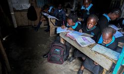 Soweto Ayaklanması'ndan yarım asır sonra Afrika'da hala milyonlarca çocuk okula gidemiyor