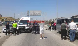 Hatay'da Ambulans Kaza Yaptı! Çevreyolu'nda Zincirleme Kaza