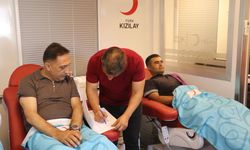Adana'da muhtarlardan kan bağışına destek